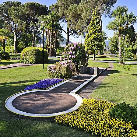 Delta House 4*